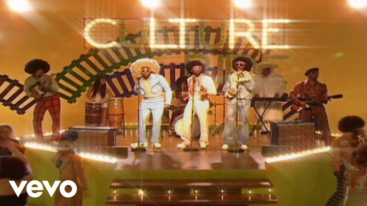 Migos and Drake Throw Back to the '70s in “Walk It Talk It”