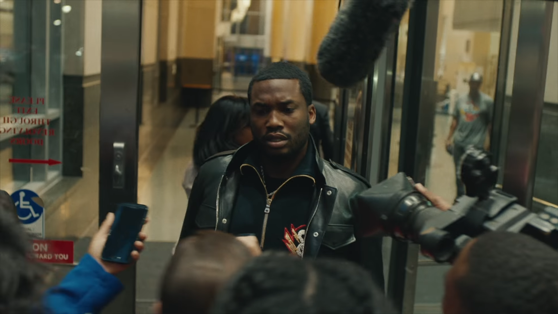 Screenshotter MeekMill1942FlowsOfficialVideo 0’00”